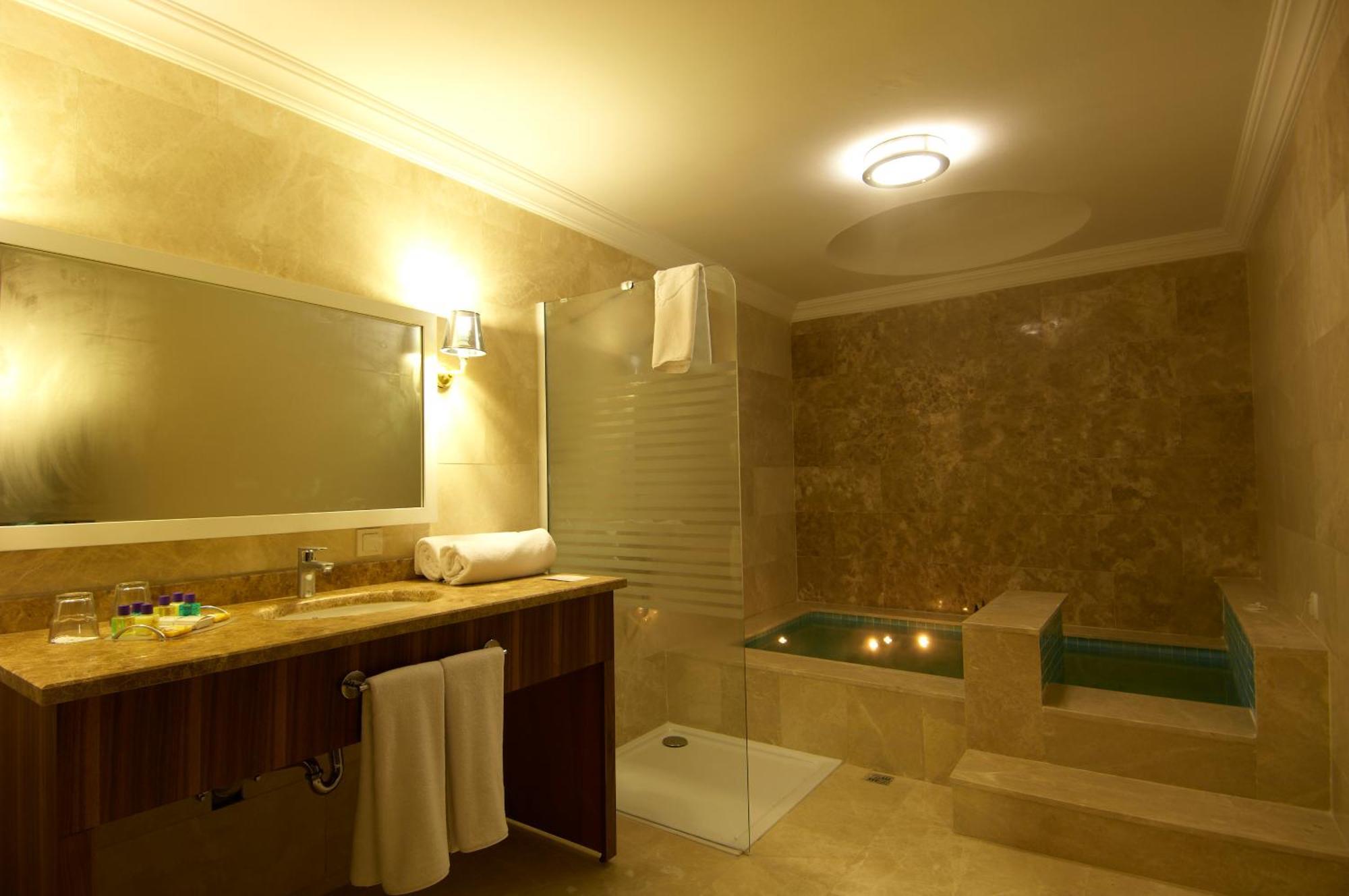 Safran Thermal Resort Sandikli Bagian luar foto