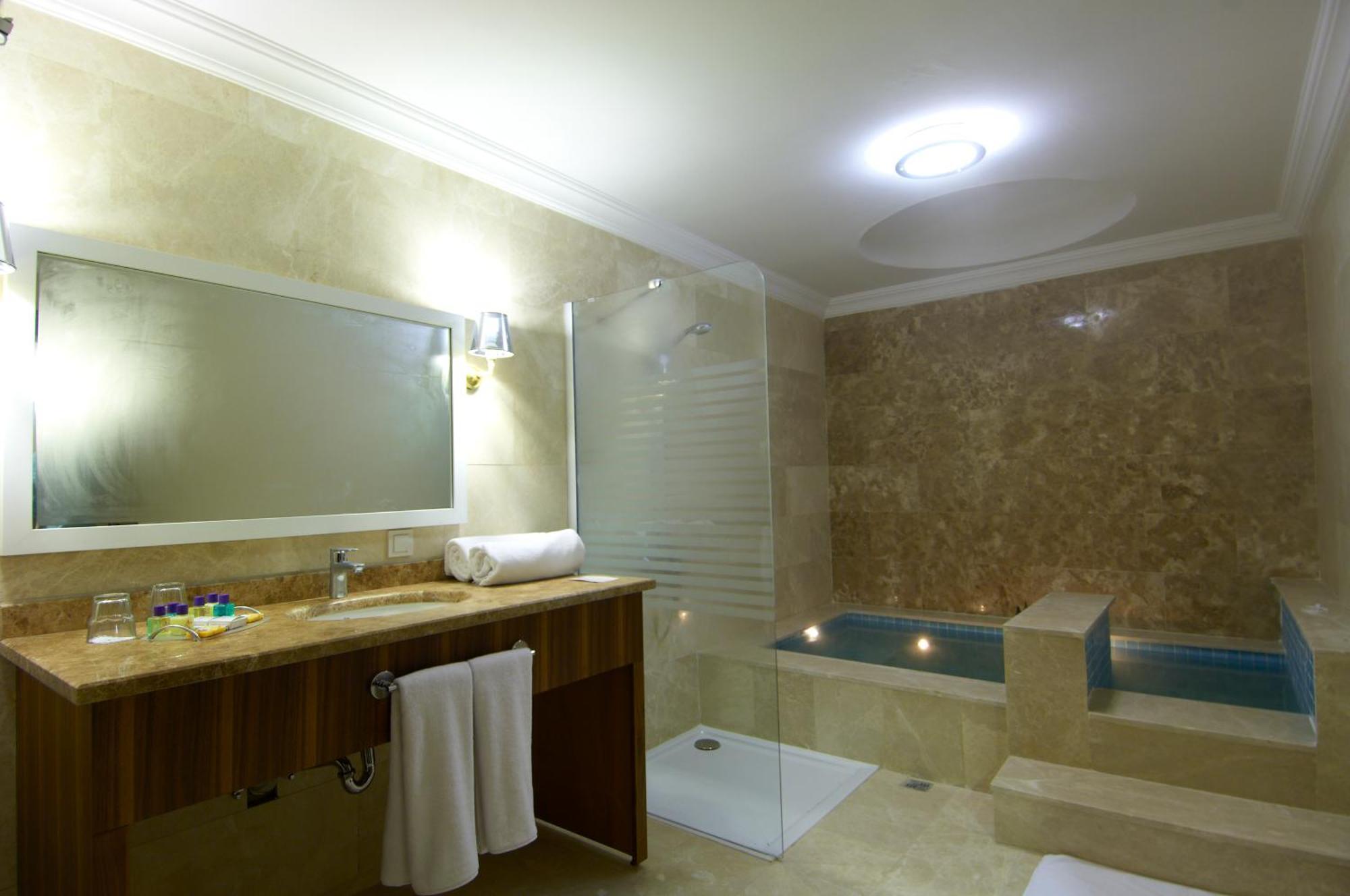 Safran Thermal Resort Sandikli Bagian luar foto