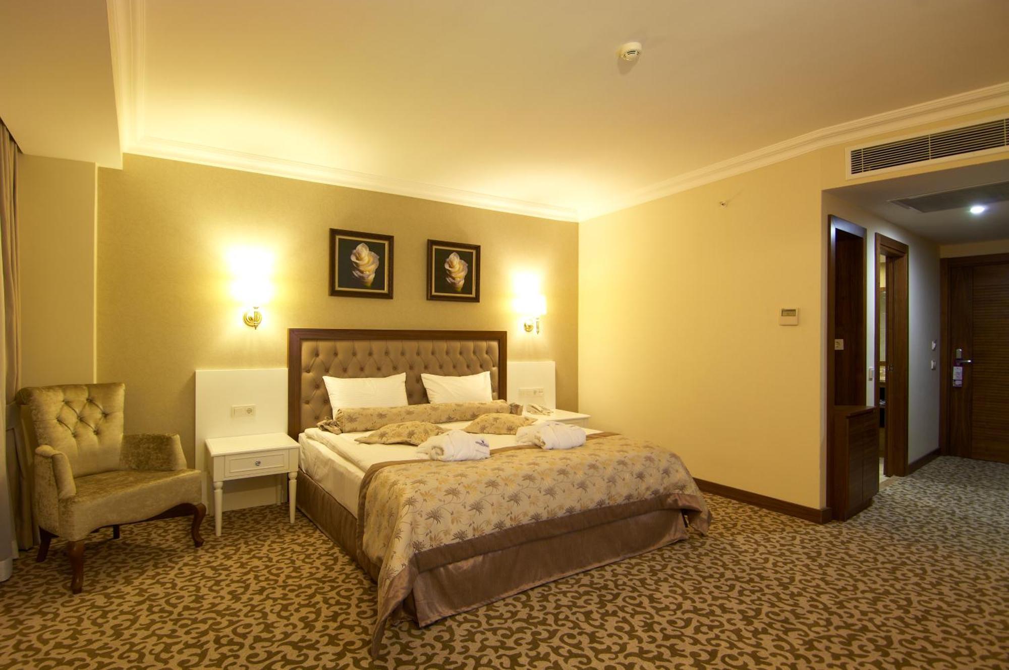 Safran Thermal Resort Sandikli Bagian luar foto